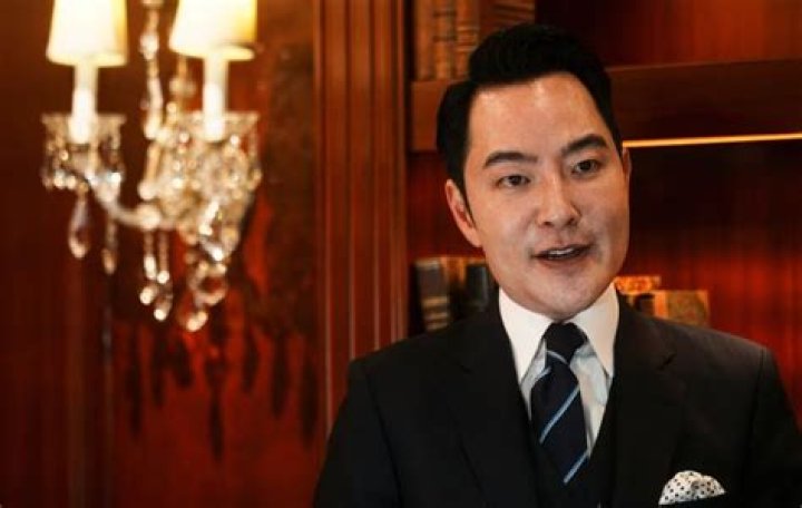 A Look Into The Family Of The Hong Kong Billionaire