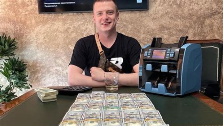 How Much Money Does Mellstroy Make: An In-Depth Analysis