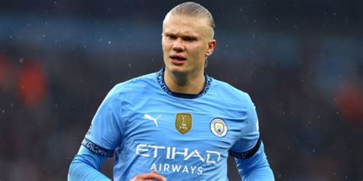 How Tall Is The Norwegian Striker?