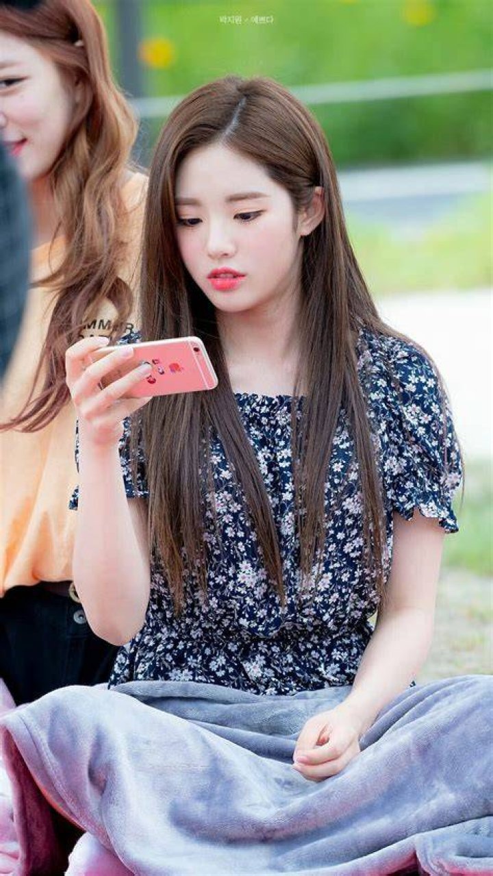 Jiwon fromis_9 Suzy Bae Fashion, Fromis 9 Jiwon, Pop Group, Yuri