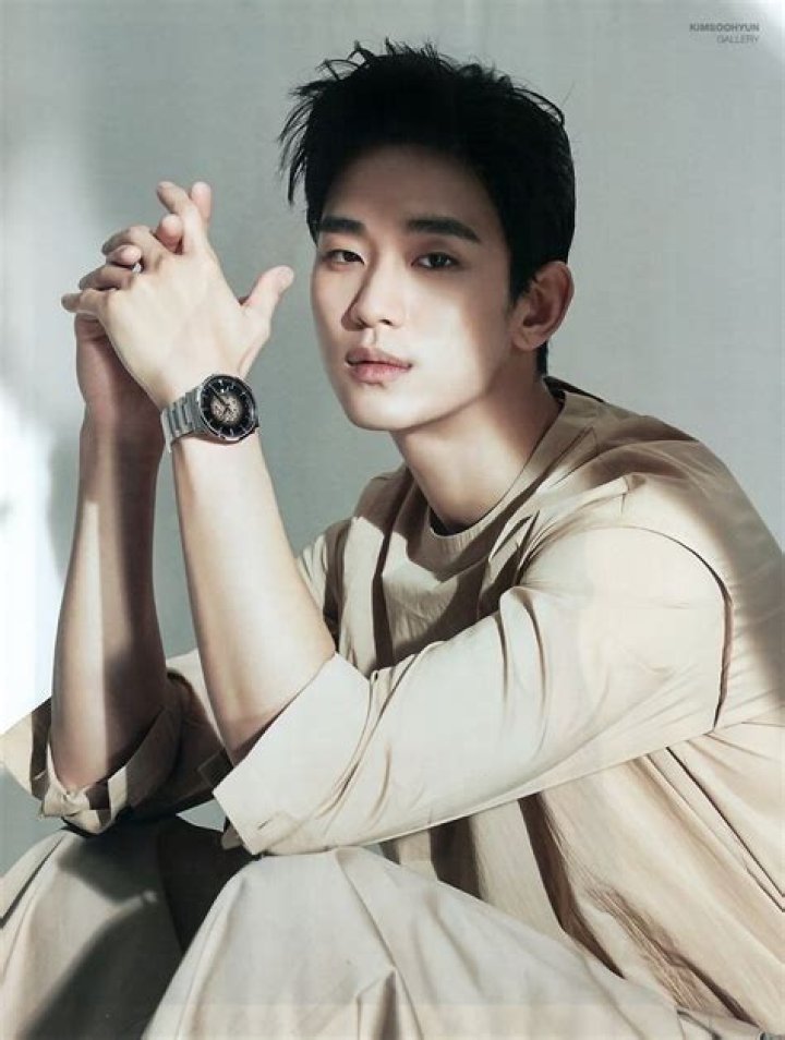 Kim Soo-hyun: A Comprehensive Guide To His Romantic Relationships