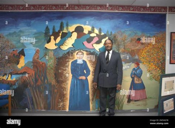 Obama's Kids And The Quest For Parental Identity