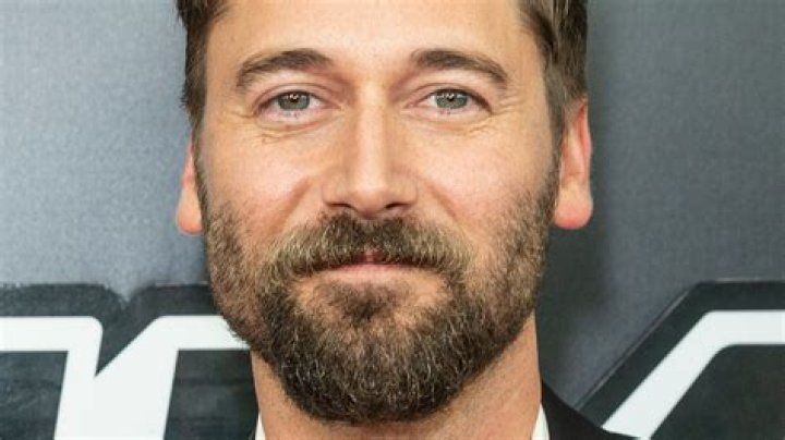 Ryan Eggold Bio, Wiki, Age, Height, Weight, Career, Movies & TV Shows