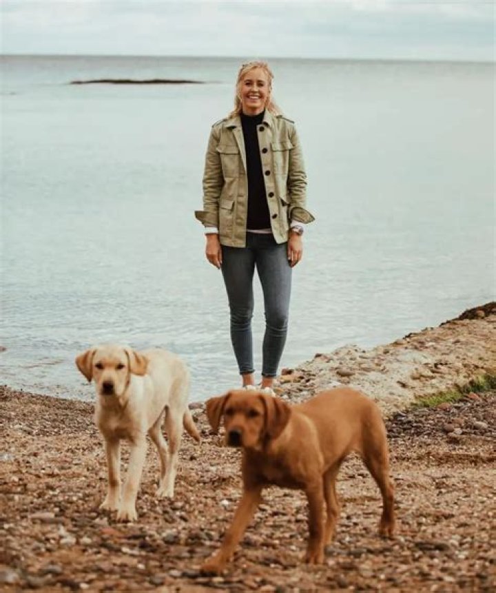 Uncover The Secrets: Iona Stephen's Partner Revealed