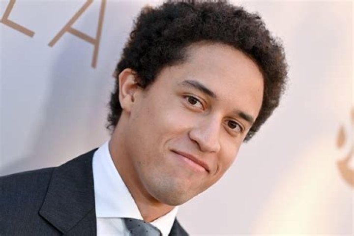 Uncovering The Artistry Of Robert De Niro Aaron Kendrick De Niro