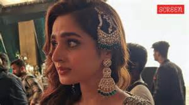 Unveiling Ayesha Khan's Gender: Discoveries And Insights