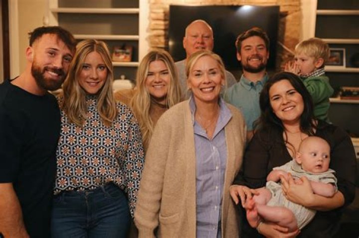 Unveiling Leanne Morgan's Family: Discoveries And Insights