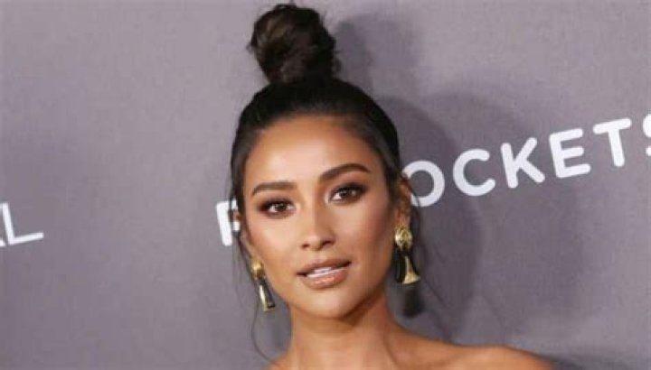 Unveiling The Height And Impact Of Shay Mitchell