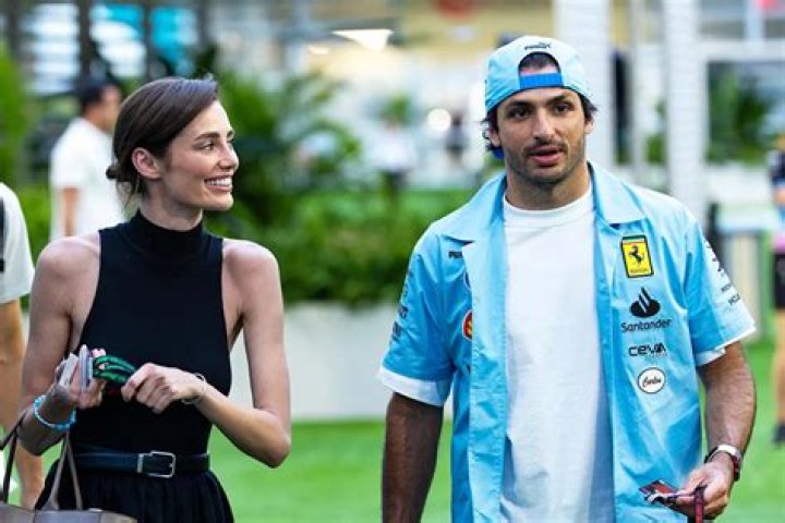 Unveiling The Private World Of Carlos Sainz Jr.'s Significant Other