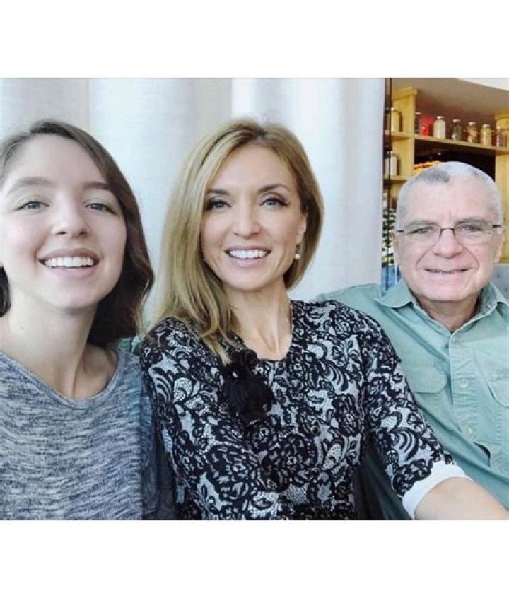 Unveiling The Secrets: Jenny McCarthy's First Husband Revealed