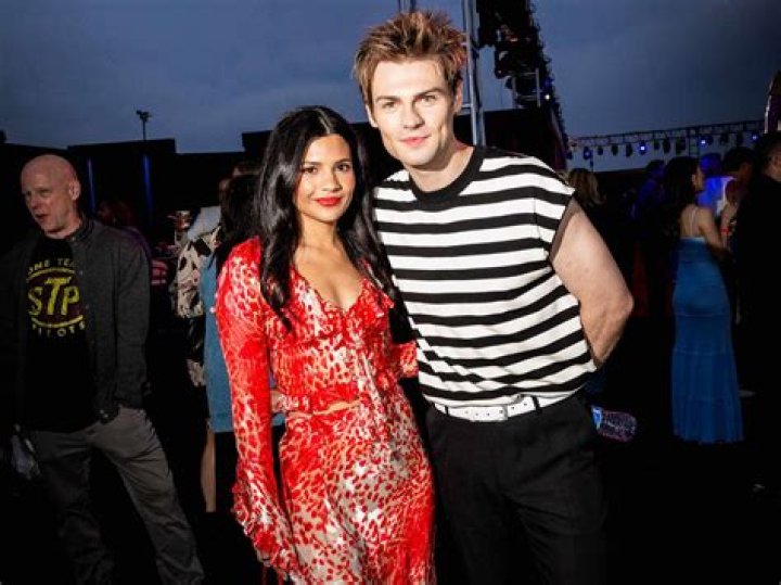 Unveiling The Truth: Is Nikki And Noah Truly An Item?