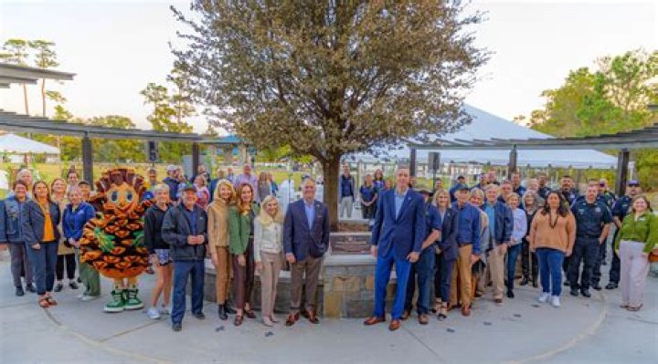 Unveiling Zoe Perry's Episode Earnings