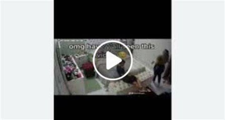 Watch Mom And Kid Interaction With Heartwarming CCTV Video On Reddit